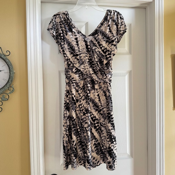 Soma Printed Faux Wrap Dress - Size Medium - Picture 1 of 5